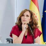 Mónica García resalta el "descenso esperanzador" de suicidios y pide más trabajo para reducir las 3.846 muertes de 2024