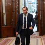 Economía.- Óscar Puente anuncia que este mes llegará el nuevo material ferroviario para el trayecto Pamplona-Zaragoza