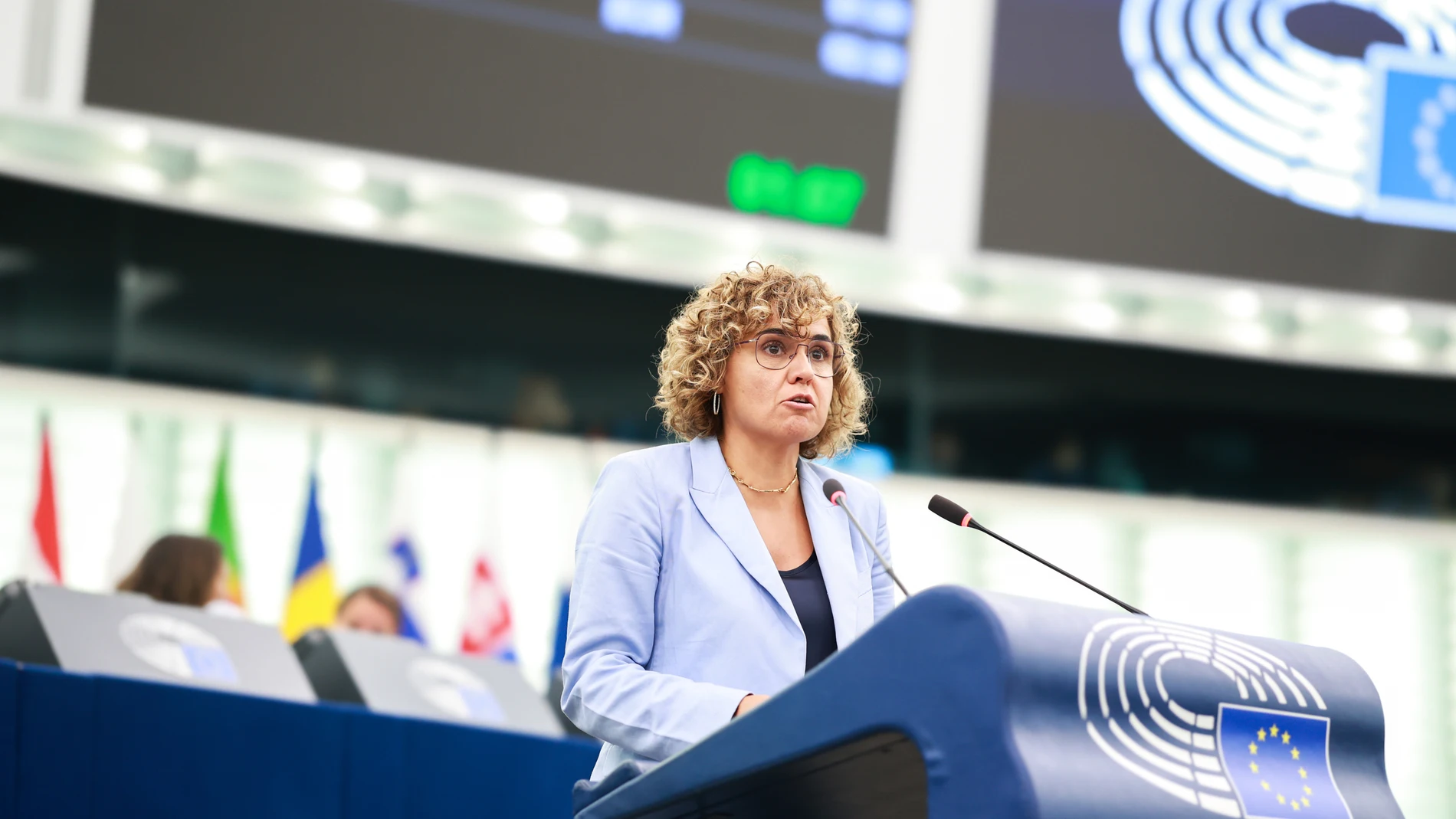 La jefa de la delegación del PP en el Parlamento Europeo, Dolors Montserrat, durante su intervención durante el debate sobre el estado de la Unión Europea (SOTEU) celebrado en la sesión plenaria de Estrasburgo (Francia) en septiembre de 2025. REMITIDA / HANDOUT por ALAIN ROLLAND / EUROPEAN PARLIAMENT Fotografía remitida a medios de comunicación exclusivamente para ilustrar la noticia a la que hace referencia la imagen, y citando la procedencia de la imagen en la firma 10/09/2025