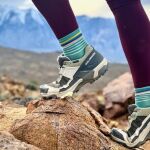 Salomon rebaja las que muchos llaman las mejores zapatillas de mujer para hacer senderismo este otoño