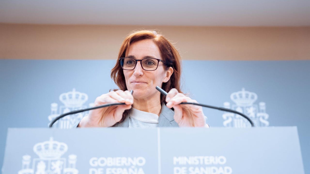 La nueva campaña antitabaco de Sanidad insta a usar la boca "para algo más que vapear"