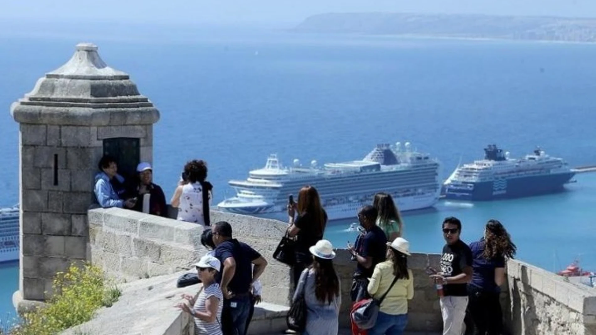 La previsión de cruceristas para 2026 es de 300.000