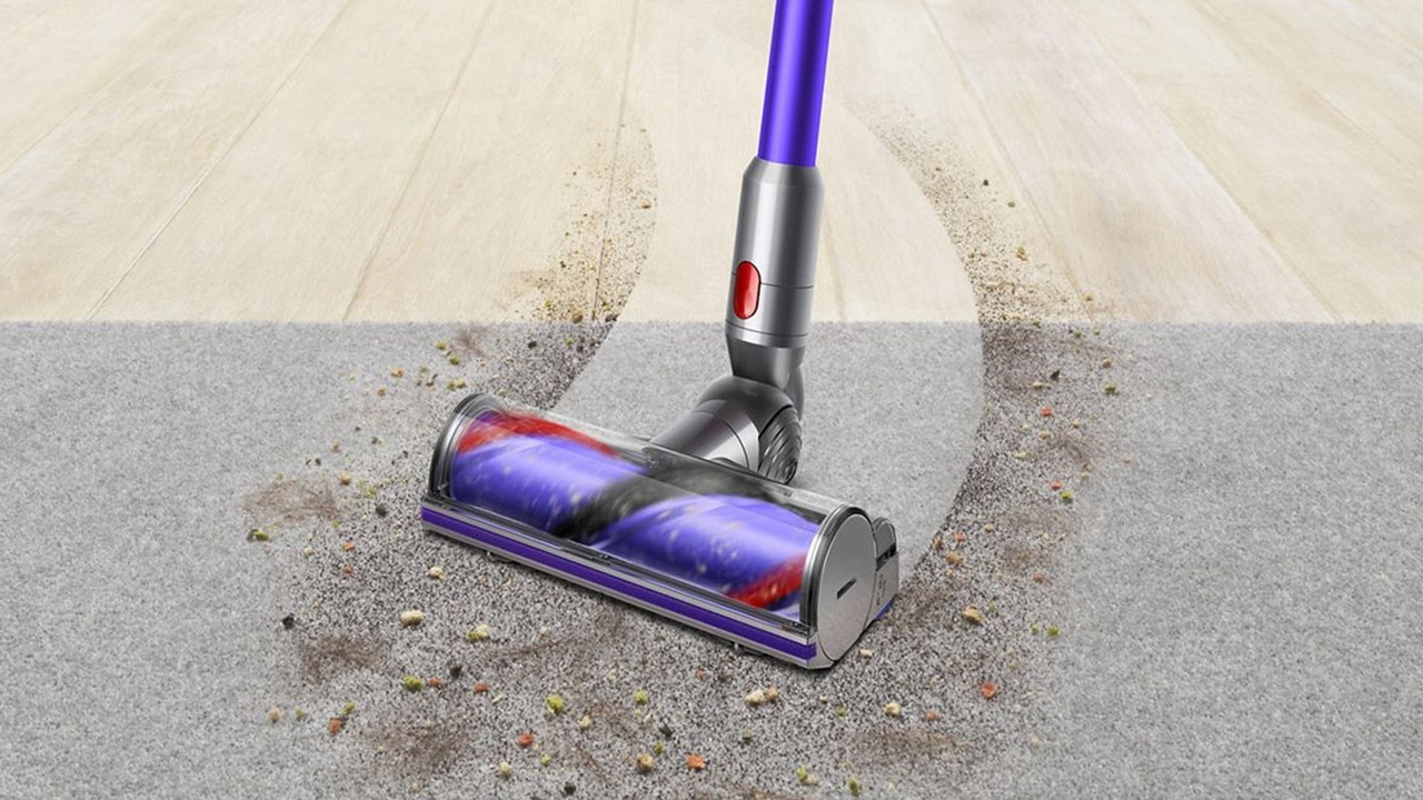 Se hunde el precio de esta aspiradora Dyson ideal para acabar con la suciedad y pelos de mascota sin esfuerzo