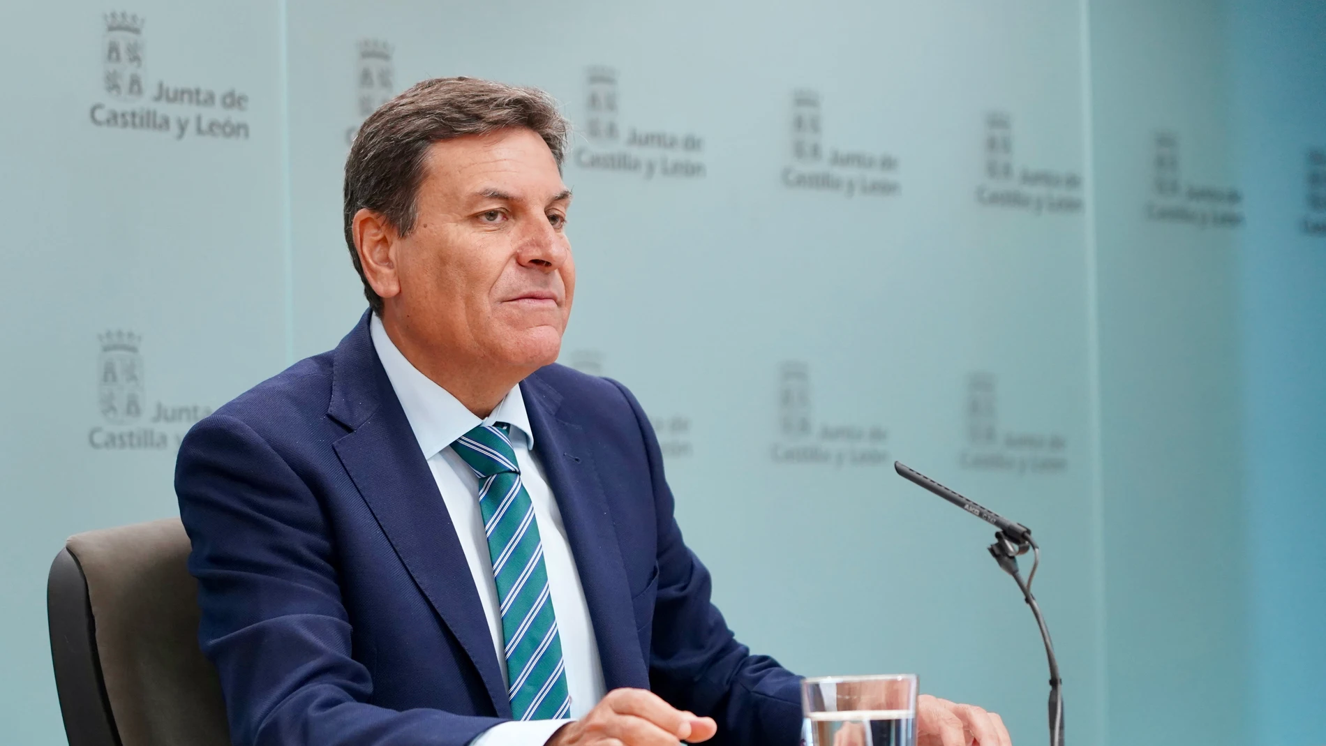 El consejero de Economía y Hacienda y portavoz de la Junta, Carlos Fernández Carriedo, comparece para informar de los asuntos aprobados en el Consejo de Gobierno