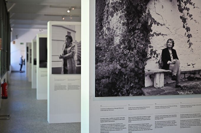 Presentación de la exposición '26 mujeres en las ciencias, artes y letras'