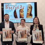 La presidenta de la orquesta, Clementina Formariz López, el vicepresidente primero de la Diputación de Zamora y diputado de Educación, Cultura y Turismo, Víctor López de la Parte, y la técnico de comunicación de Caja Rural de Zamora Laura Huertos, presentan la iniciativa