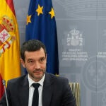Pablo Bustinduy se reúne con representantes de la Plataforma de Mayores y Pensionistas