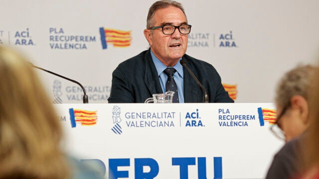 Los vicepresidentesCamarero y Gan Pampols informan de los acuerdos alcanzados en la reunión del pleno del Consell