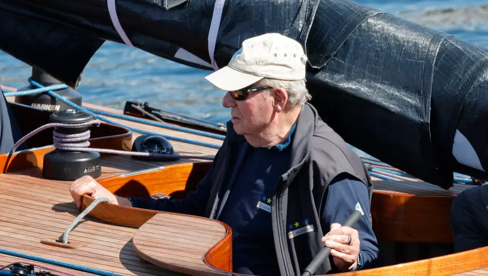 El rey Juan Carlos asiste a la segunda jornada del Trofeo Diputación de Pontevedra,