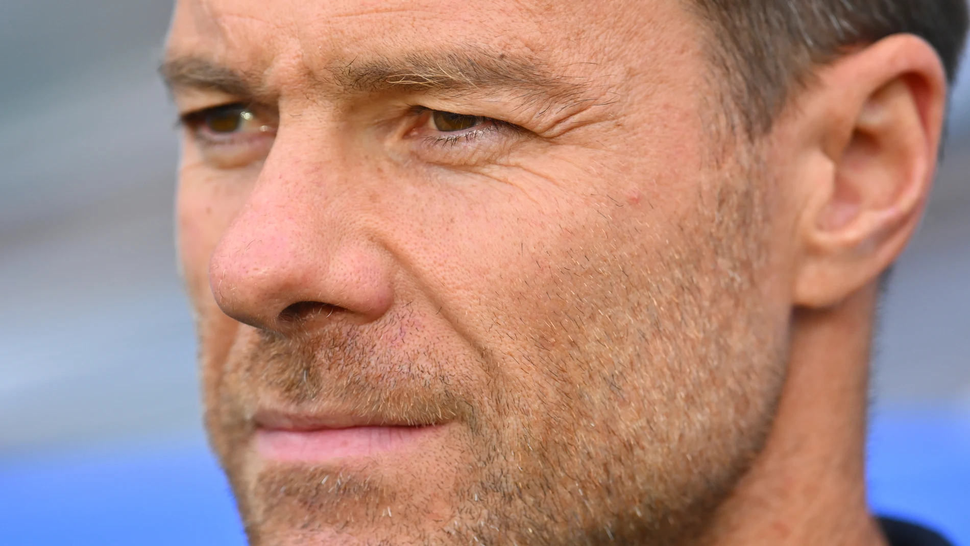 Real Madrid head coach Xabi Alonso waits for the start of the La Liga soccer match between Real Sociedad and Real Madrid at the Reale Arena in San Sebastian, Spain, Saturday, Sept. 13, 2025. (AP Photo/Miguel Oses)