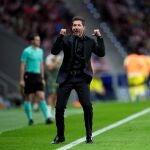 Simeone celebra uno de los goles ante el Villarreal