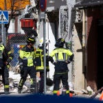 Explosión en Vallecas en un local vivienda junto a un bar con numerosos heridos en la calle Manuel Maroto 3.