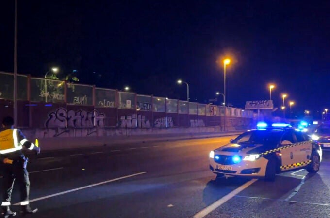 Fallece un motorista de 51 tras impactar con una mediana en la A-6 por Collado Villalba