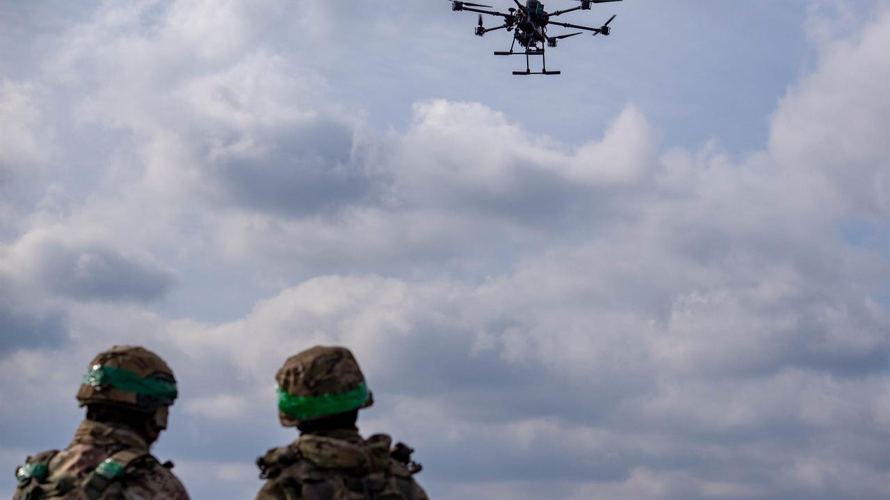 El ejército ucraniano reivindica dos ataques contra refinerías de petróleo en territorio ruso