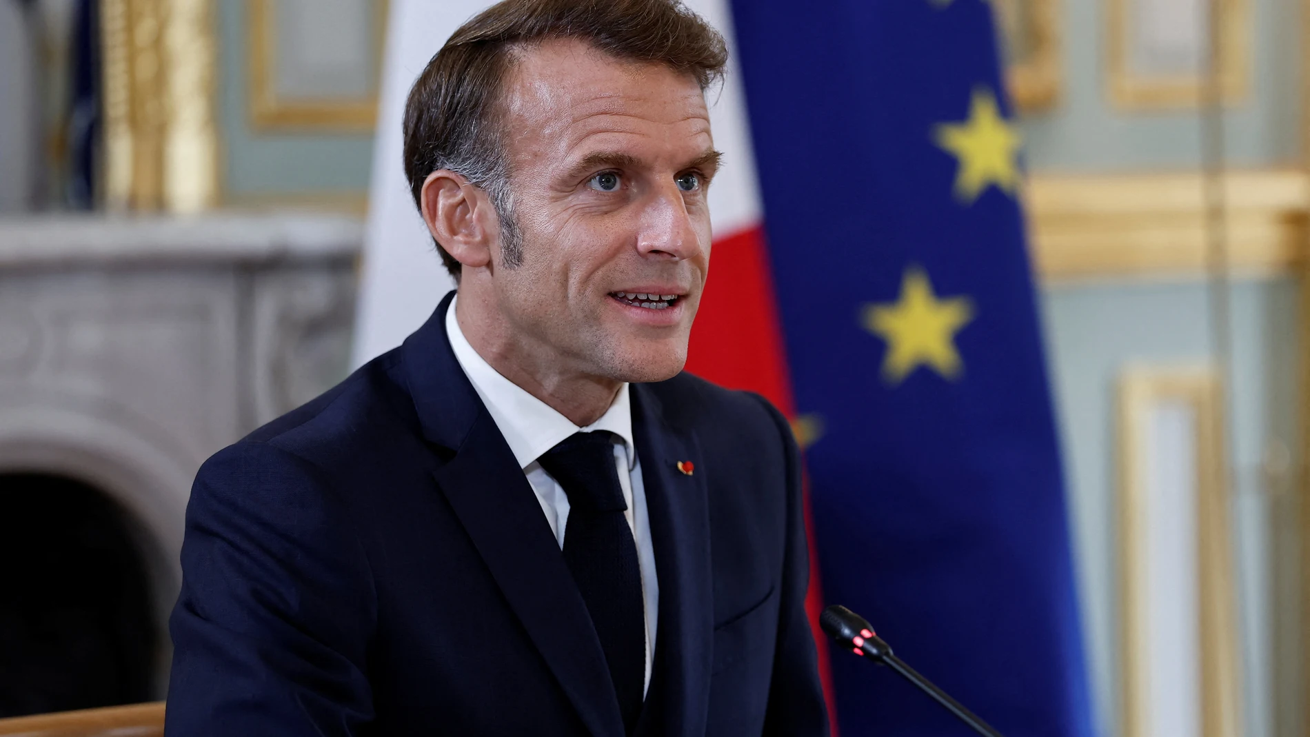 PARIS (France), 15/09/2025.- French President Emmanuel Macron attends a video conference on the situation in the Middle East with several European and Arab partners, at the Elysee Palace in Paris, France, 15 September 2025, ahead of the U.N. General Assembly during which France and Saudi Arabia will host a meeting of heads of state and government on a two-state solution between Israel and the Palestinians. (Francia, Arabia Saudita) EFE/EPA/Benoit Tessier / POOL MAXPPP OUT