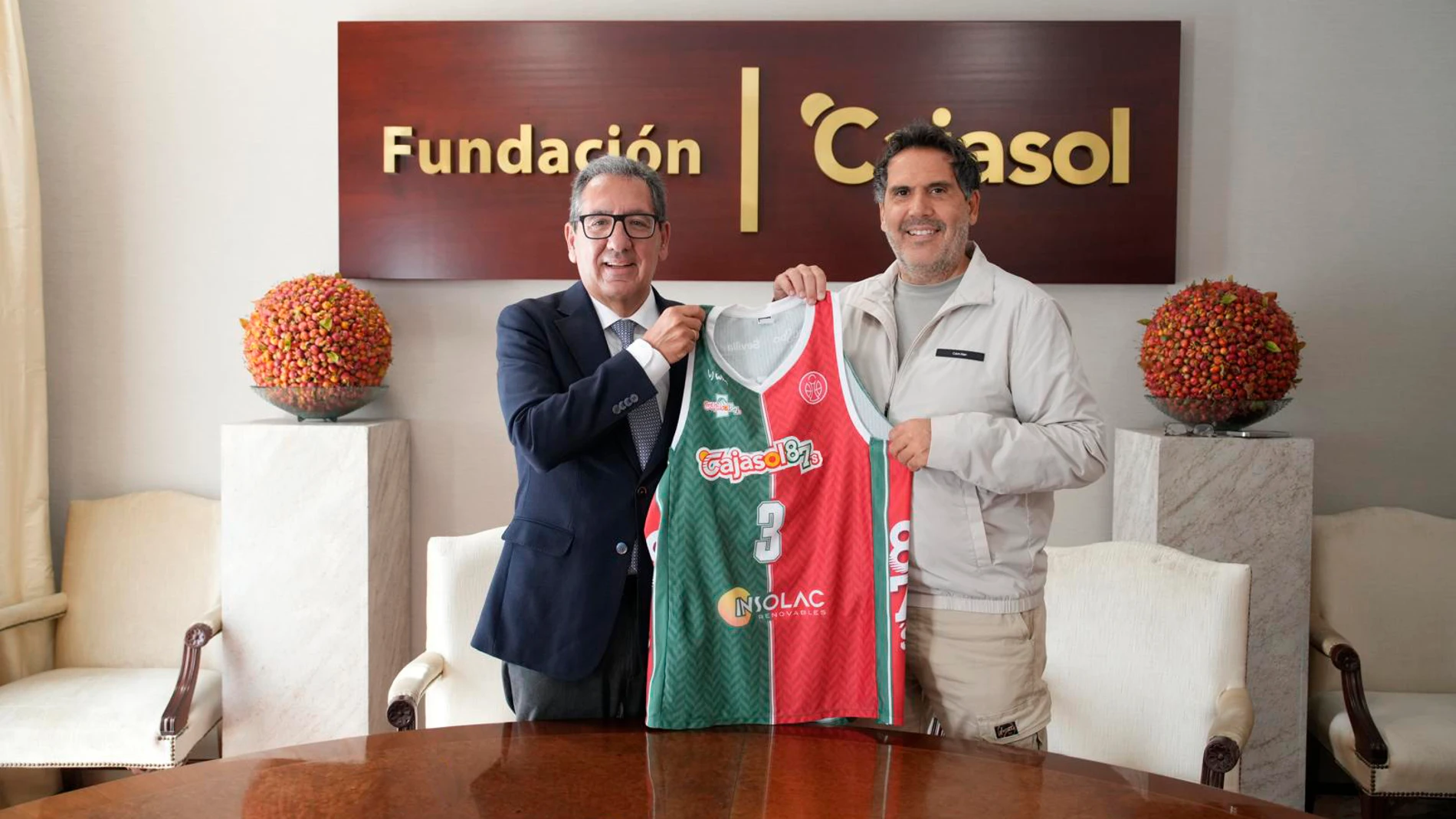 Imagen de la firma del convenio