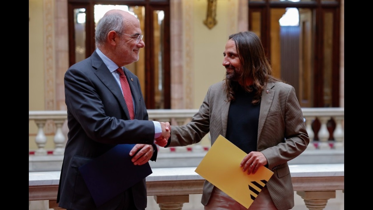 La Generalitat cede ante ERC para ampliar el gasto público: pacta abrir nuevas "embajadas" en estos tres sitios