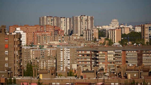 Edificios en Madrid. © Alberto R. Roldán / Diario La Razón.