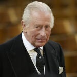 El Rey Carlos III en el &uacute;ltimo adi&oacute;s a la duquesa de Kent