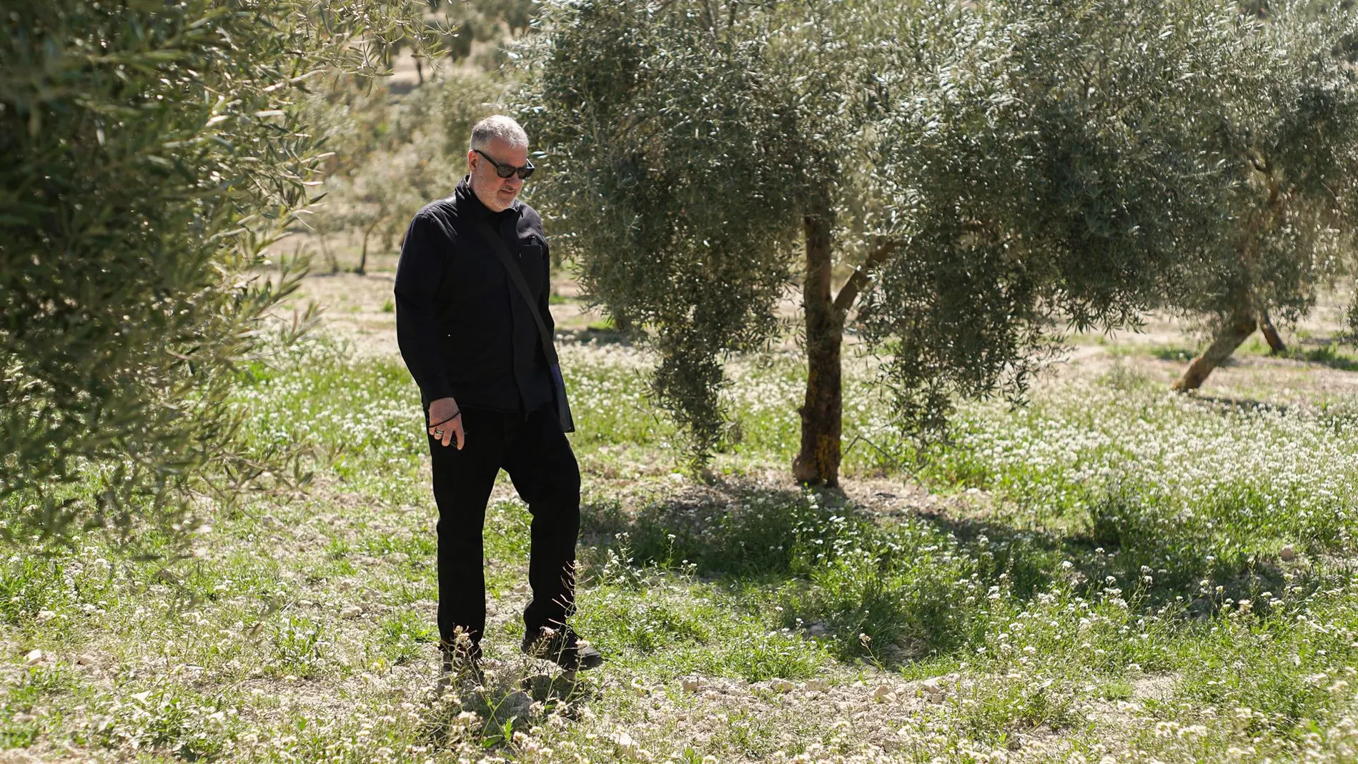 Spencer Tunick retratará a más de 2.000 personas desnudas este sábado en Granada con su proyecto 'Retrato Alhambra 1925'