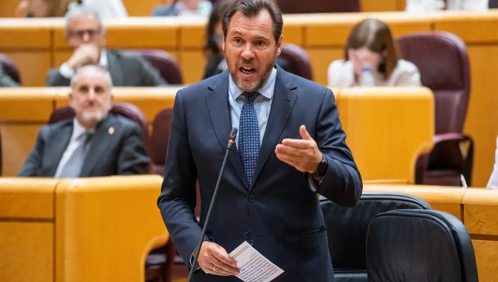 Oscar Puente en el Pleno del Senado. David Jar