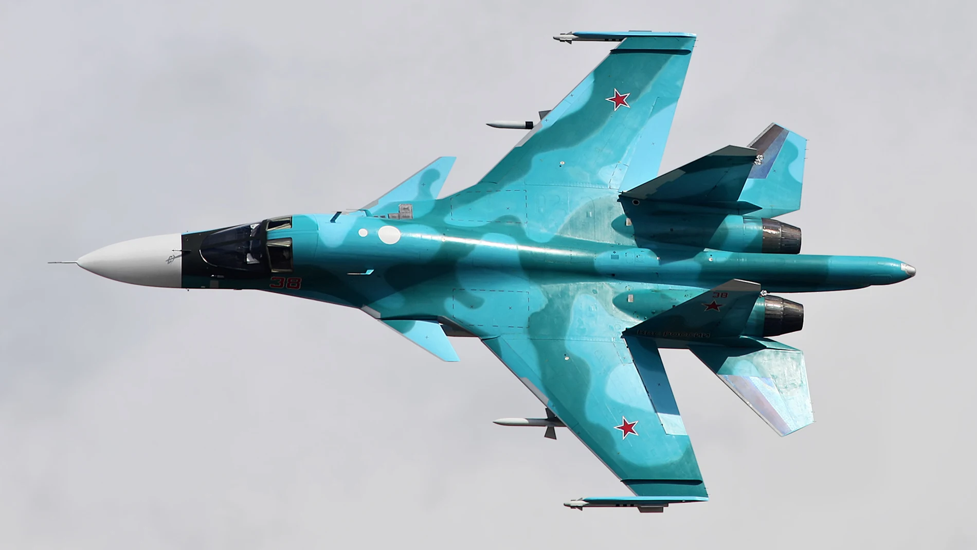 Rusia rompe récords de producción y lanza una nueva flota de cazabombarderos “invencibles” diseñados para destruir la superioridad aérea de la OTAN
