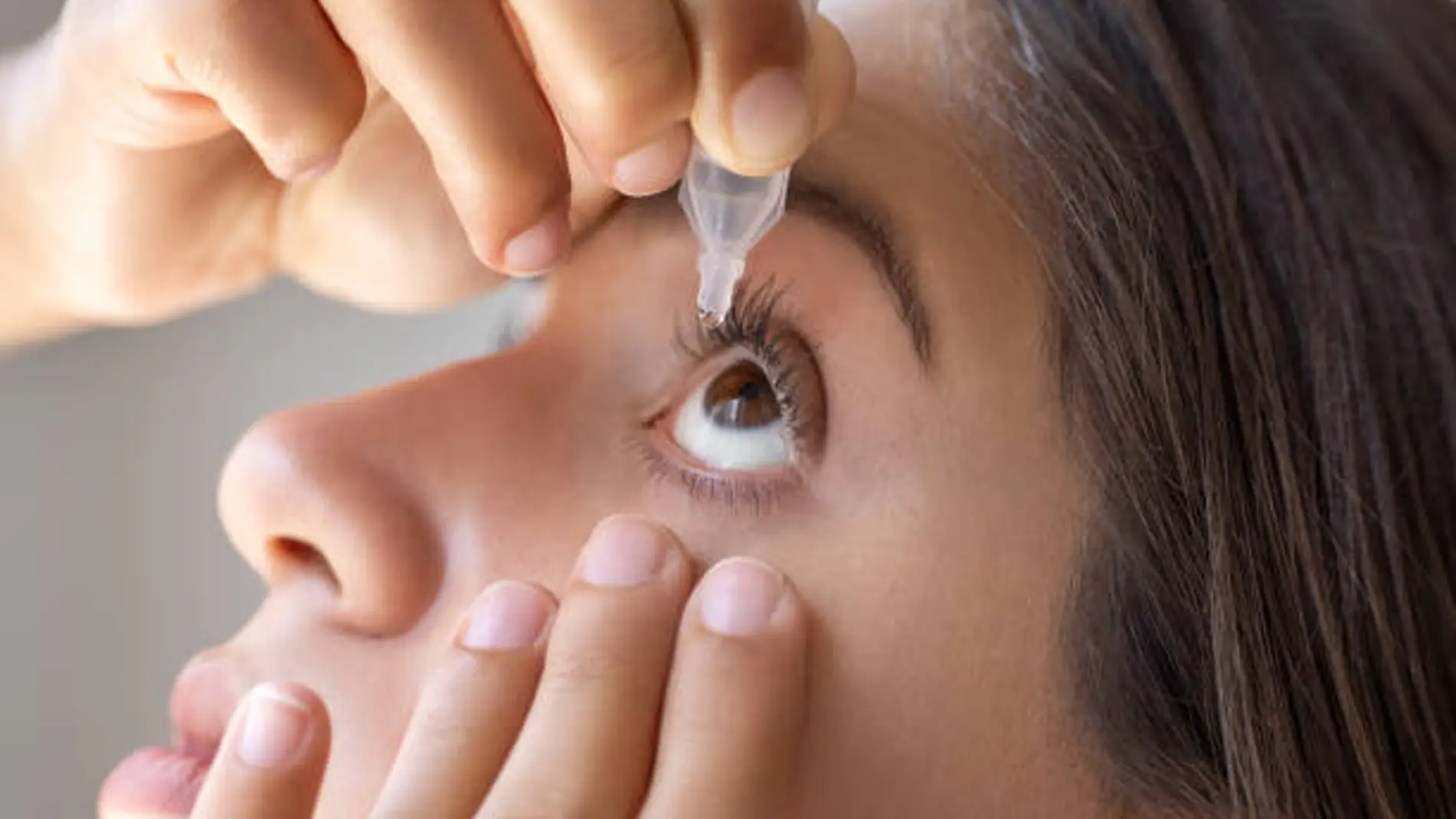 Adiós a la presbicia: unas innovadoras gotas para los ojos podrían sustituir a las gafas