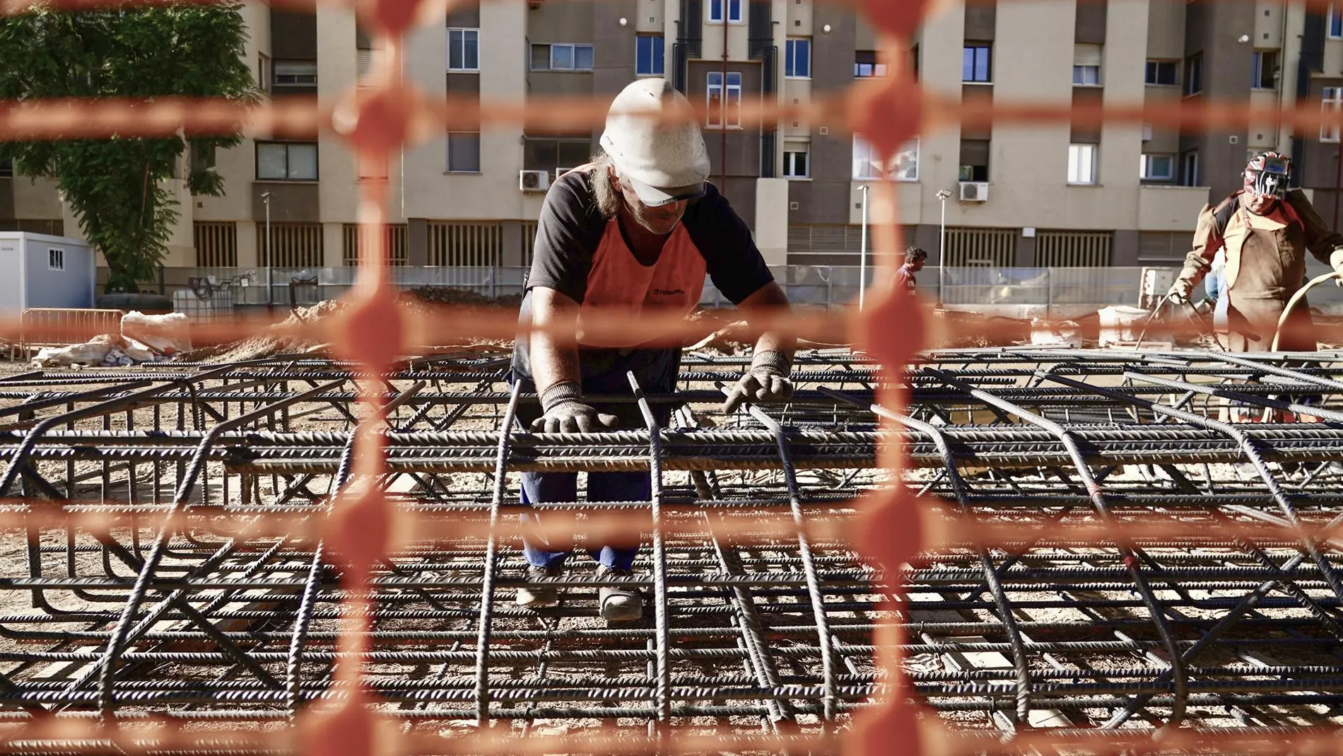 Economía/Laboral.- Los costes laborales y los salarios suben en el segundo trimestre hasta cifras récord en 25 años