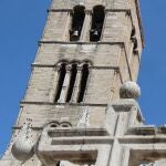Torre de la iglesia de La Antigua de Valladolid donde se ha colocado la nueva campana de San Roque
