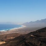 La playa más salvaje de España guarda una mansión envuelta en misterio