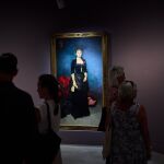 Retrato de «Rosario Falcó y Osorio», de Madrazo, que se exhibe en la exposición