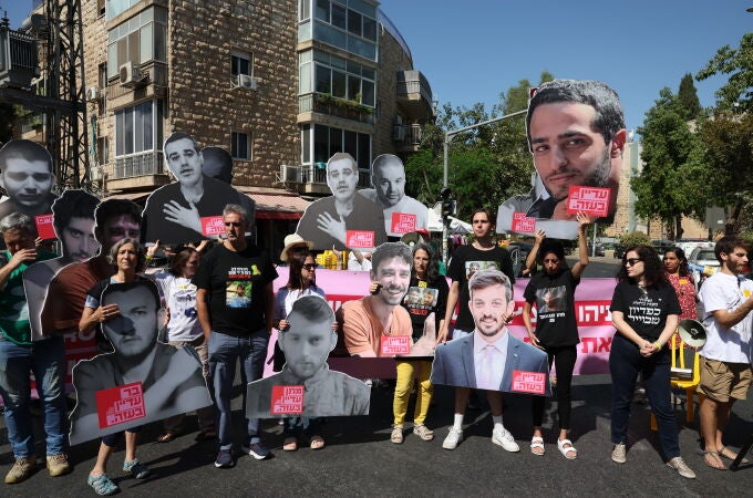 Familiares de rehenes israelíes protestan en Jerusalén