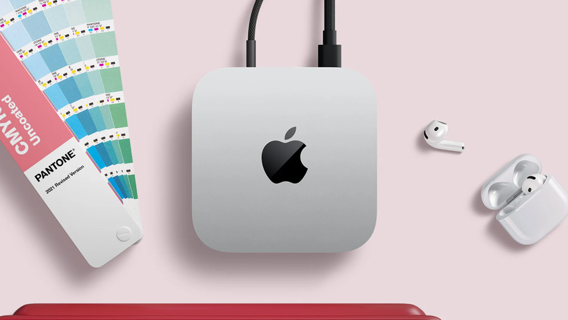 El Mac mini con chip M4 mide 12,7 x 12,7 x 5 centímetros y pesa 670 gramos