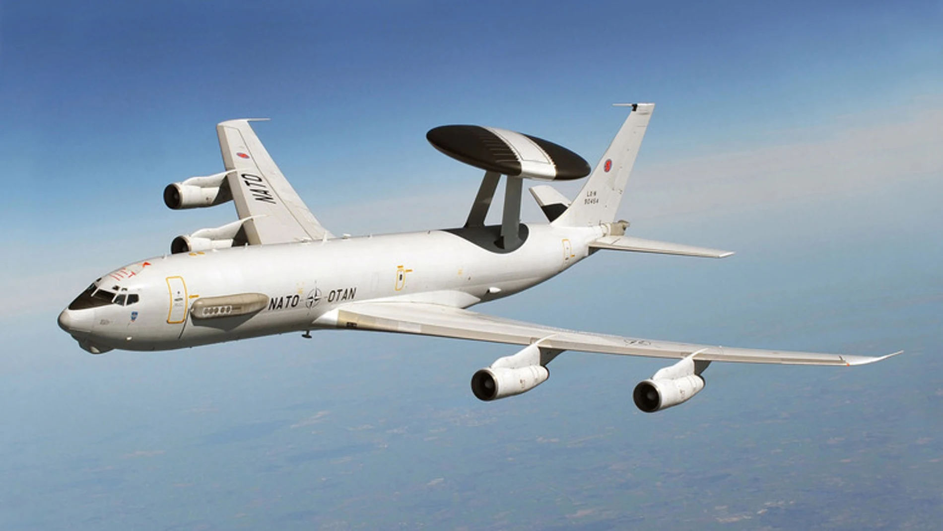 El 'abuelo' de los aviones espías de la OTAN sigue en forma ante la amenaza de los drones de Rusia: así es el E3 Sentry