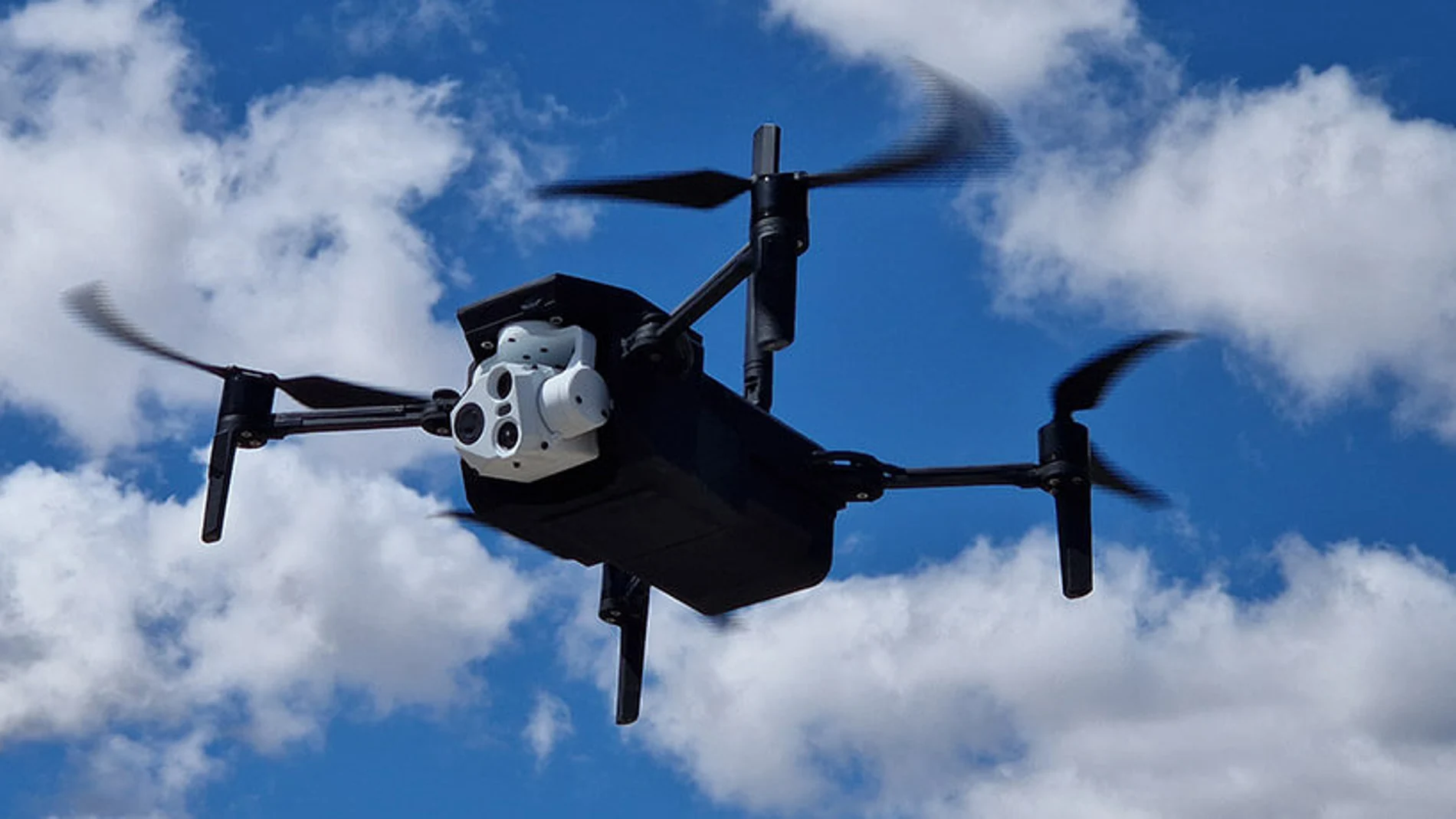 Así es el primer dron producido por una empresa española en entrar en el Catálogo Oficial de la OTAN