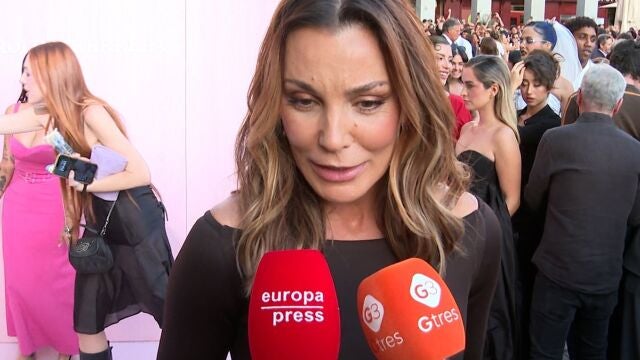 Mar Flores reacciona al posado de Terelu Campos con Carlo Costanzia padre