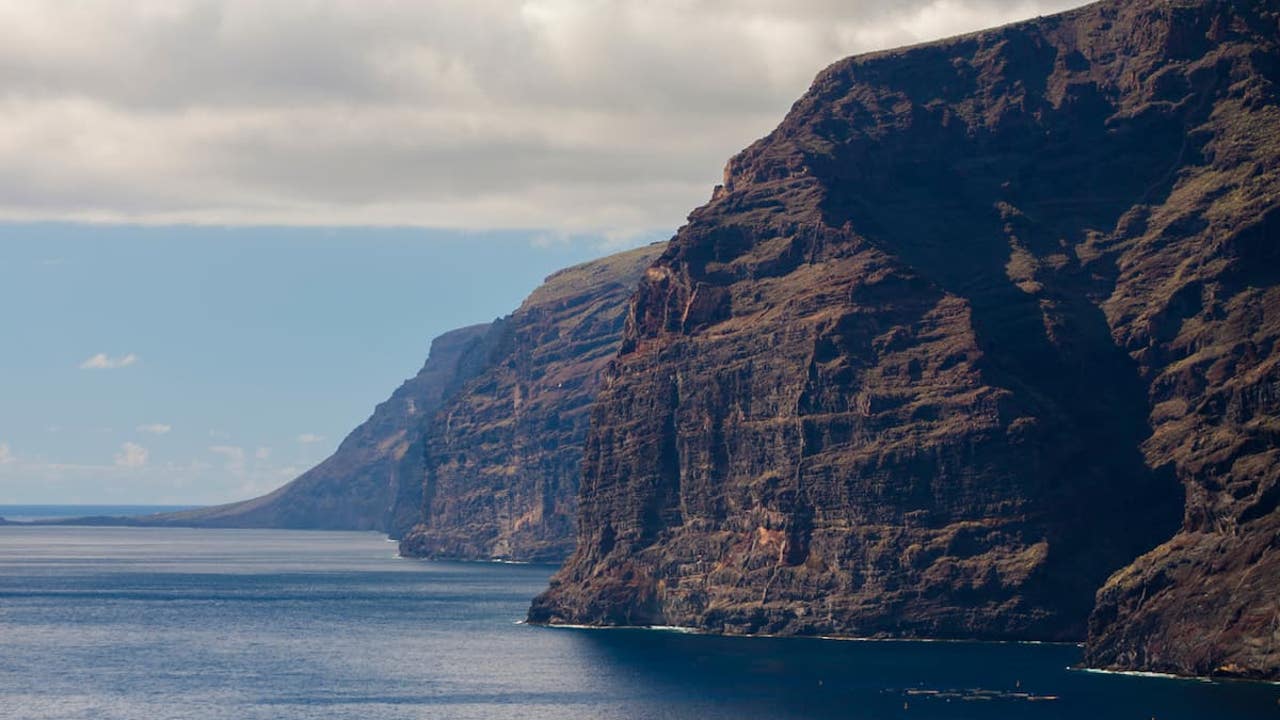 Un santo, un espejismo y medio milenio de mapas: la isla que Colón creyó ver y que nunca se ha dejado conquistar