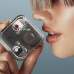 Nothing estrena los auriculares con cancelación de ruido Ear 3 con una caja de carga que guarda tus secretos