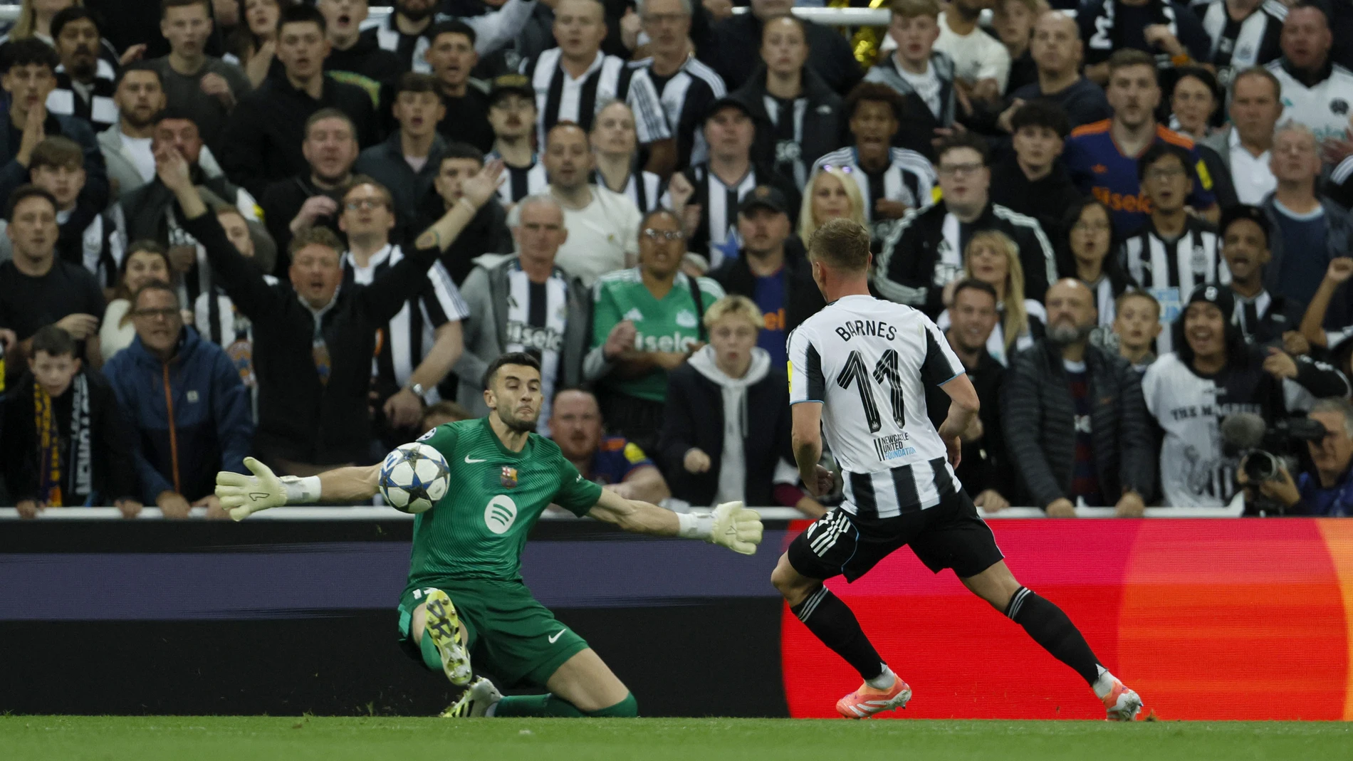 Joan García fue insuperable cuando más apretó el Newcastle