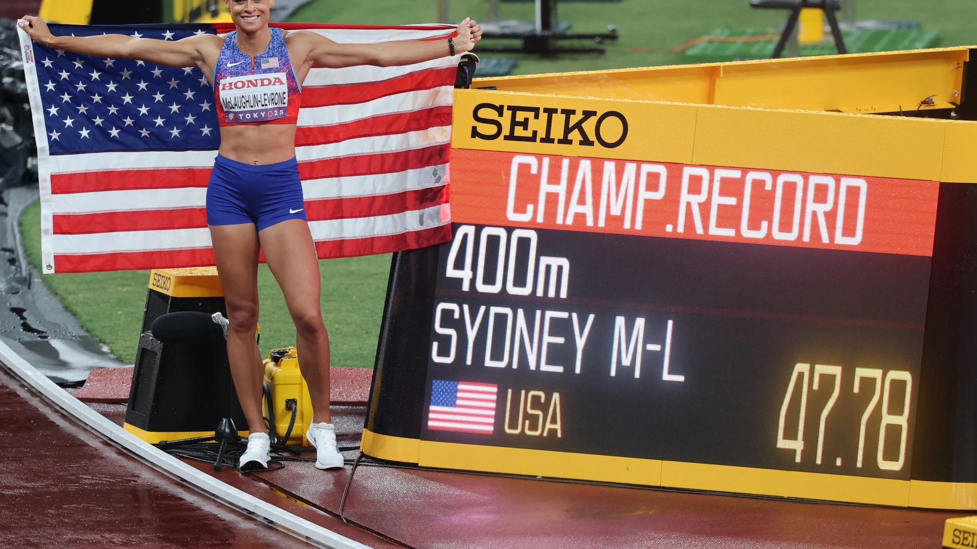 Sydney Mclaughlin-Levrone celebra el oro y la segunda mejor marca de la historia del 400