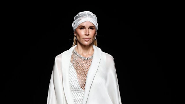 Desfile de Claro Couture en la MBFWMadrid.