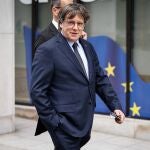 Fugitive Catalan independence leader and MEP Carles Puigdemont arrives for a meeting with Catalonia's president at the Delegation of the Government of Catalonia to the European Union in Brussels, on September 2, 2025. 