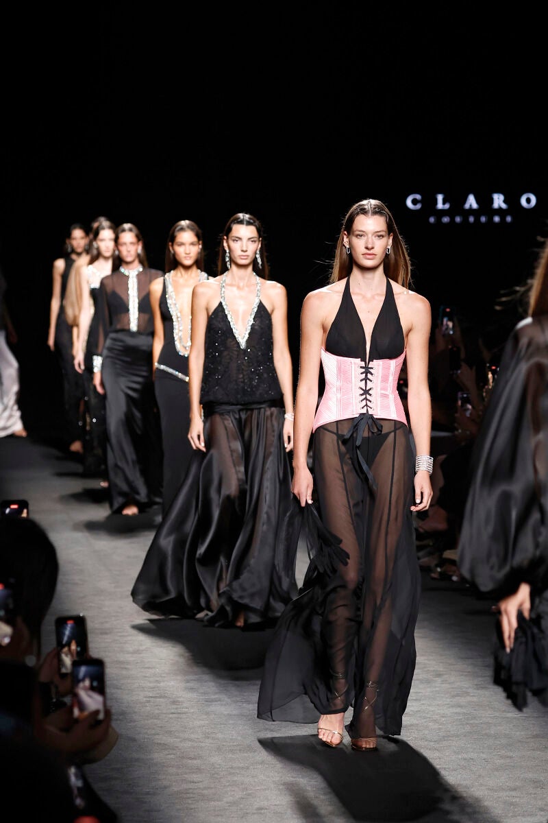 Desfile de Claro Couture en la MBFWMadrid.