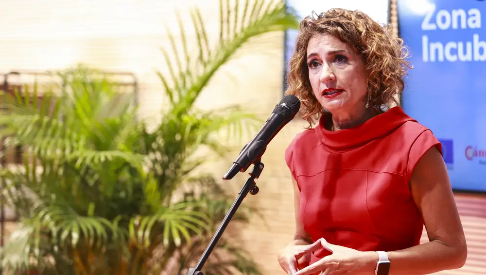 La vicepresidenta primera del Gobierno, María Jesús Montero, el pasado viernes en Cádiz