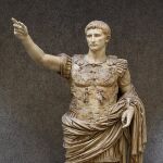 Estatua de César Augusto en el Museo Chiaramonti de la Ciudad del Vaticano.