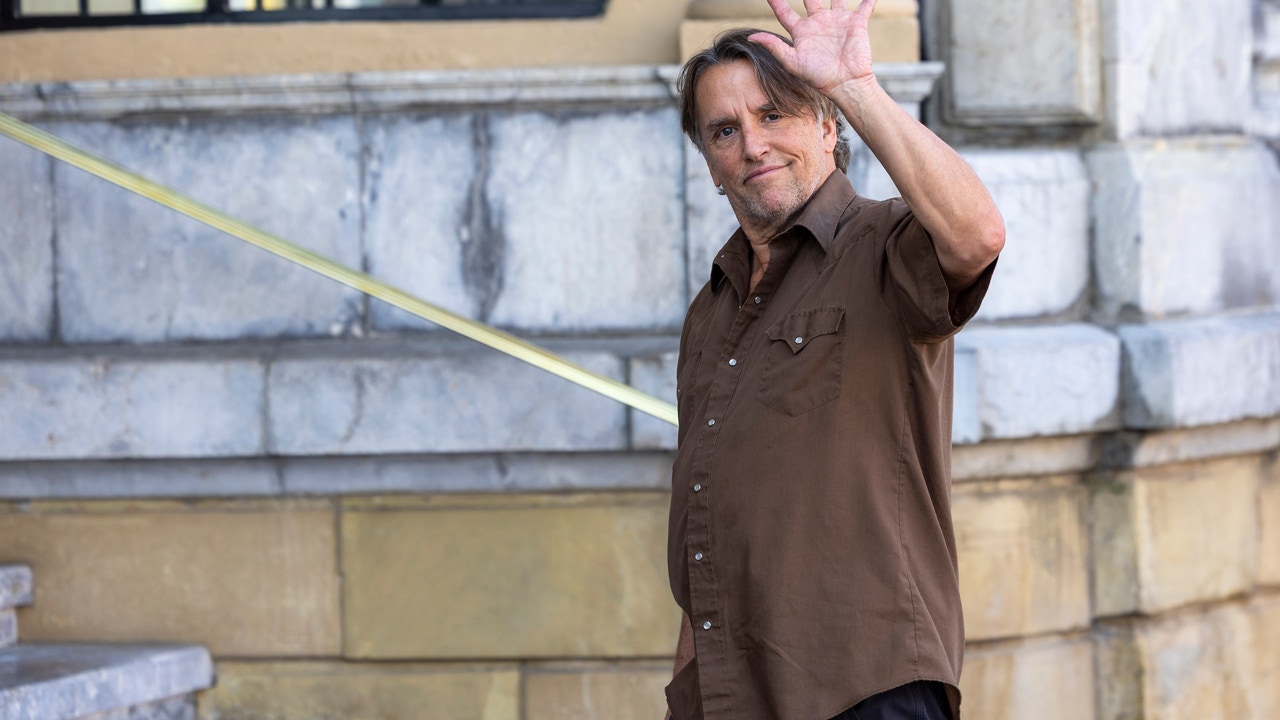 Linklater homenajea a Godard en Donosti: "Creo en las cartas de amor"
