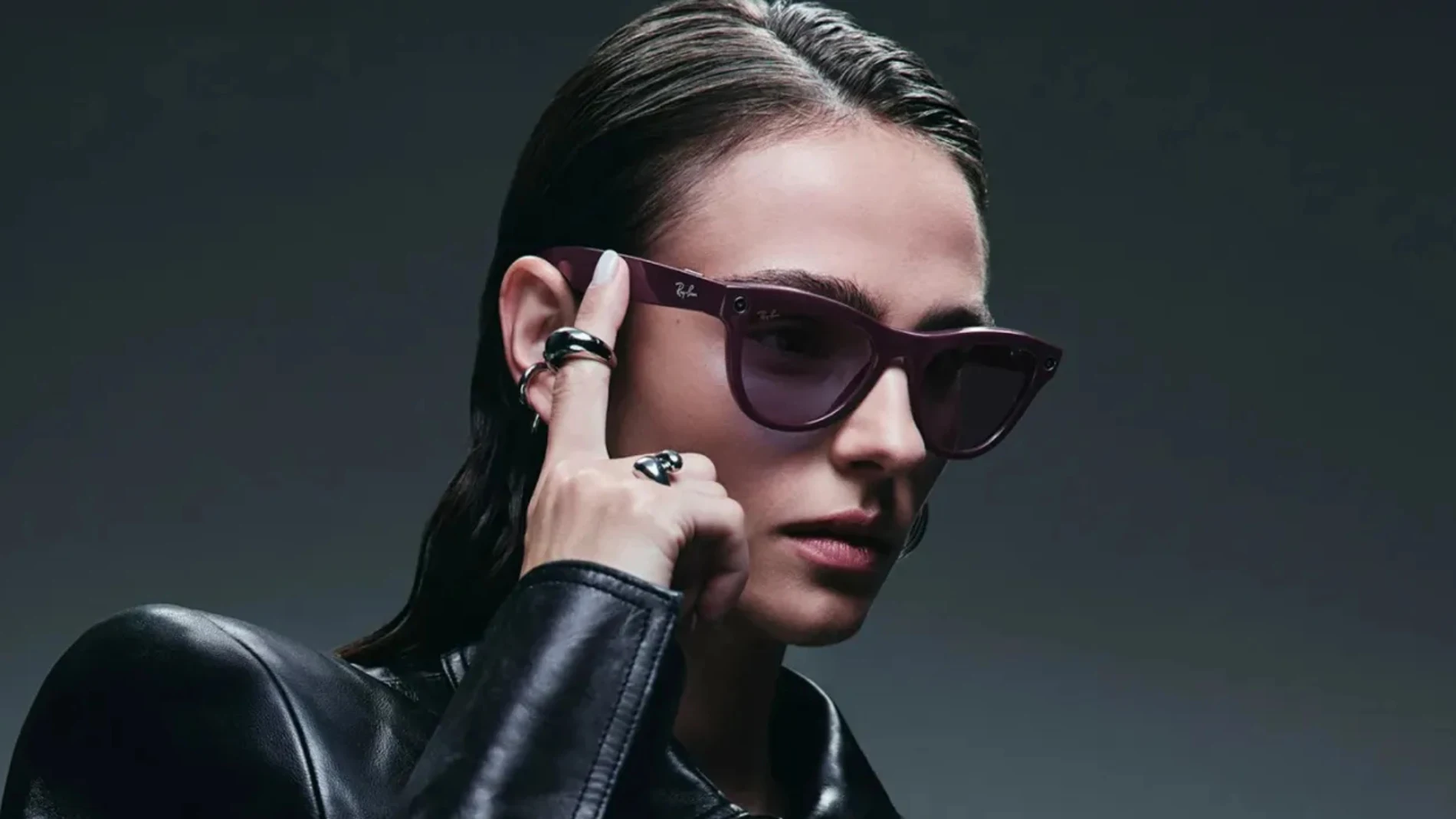 Las nuevas Ray-Ban Meta 'Gen 2' en su acabado "Skyler" con la montura violeta y los cristales amatista