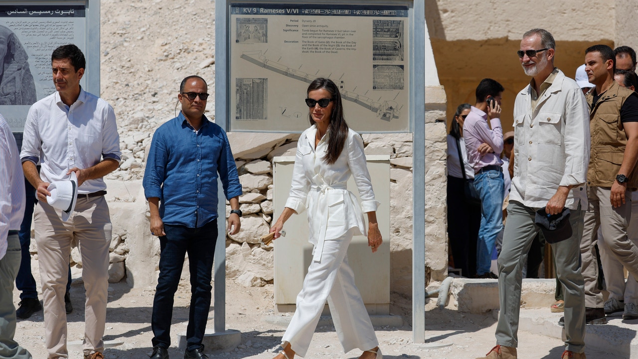 Felipe VI y Doña Letizia, en el Valle de los Reyes: arqueología con doble corona