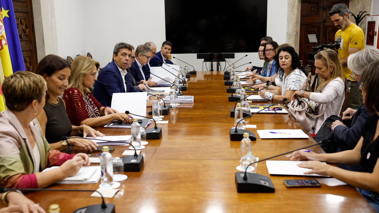 Salvador Navarro (CEV) se ausenta de la cumbre autonómica del diálogo social por una indisposición
