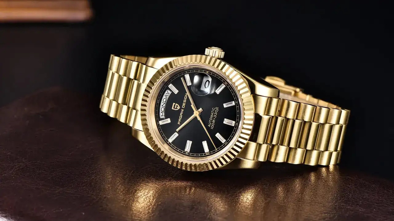 El reloj automático dorado con movimiento Seagull que parece de colección pero ronda los 60 euros